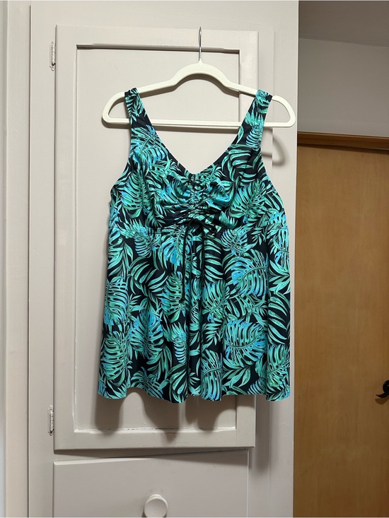 Amazon Other - Amazon Women's Teal and Black Leaf-Print Swim Tank Top